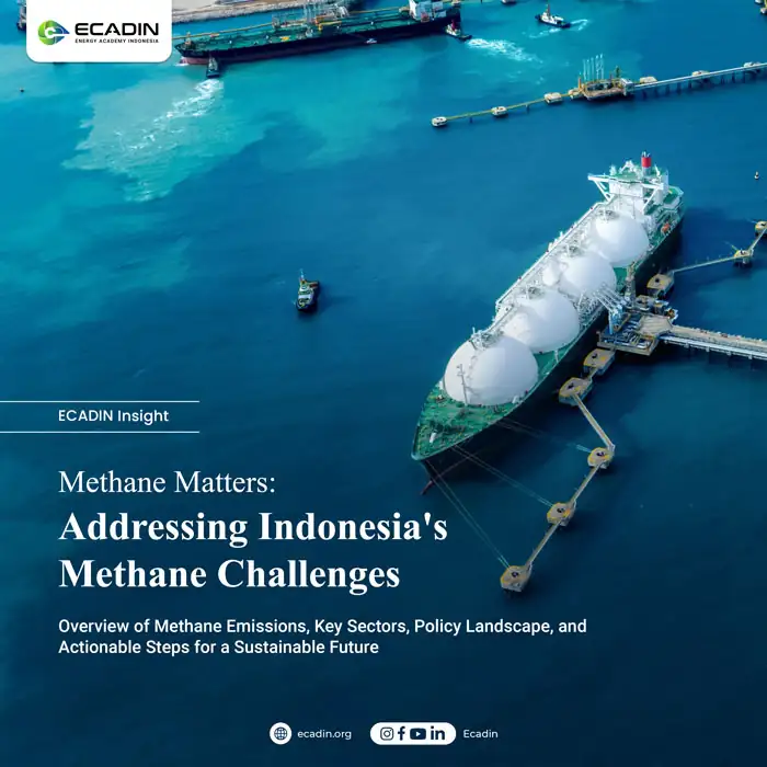 Massive cargo ship docked in expansive harbor, symbolizing hydrogen energy potential for Energy Indonesia's sustainable maritime future
